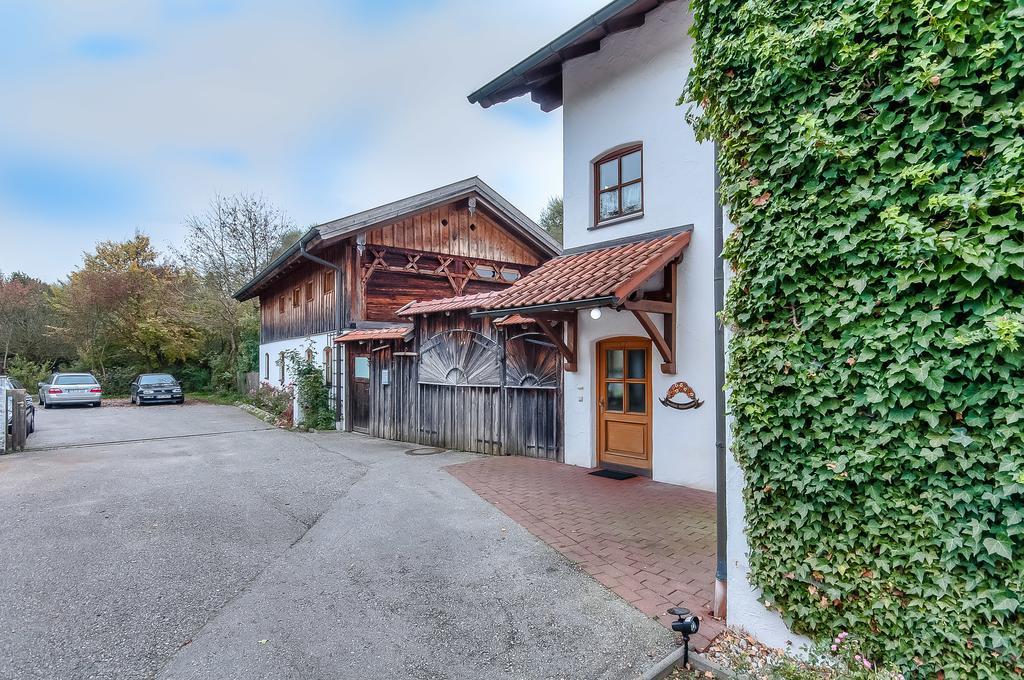 ホテルLandhaus Weidenhof バート・グリースバッハ エクステリア 写真